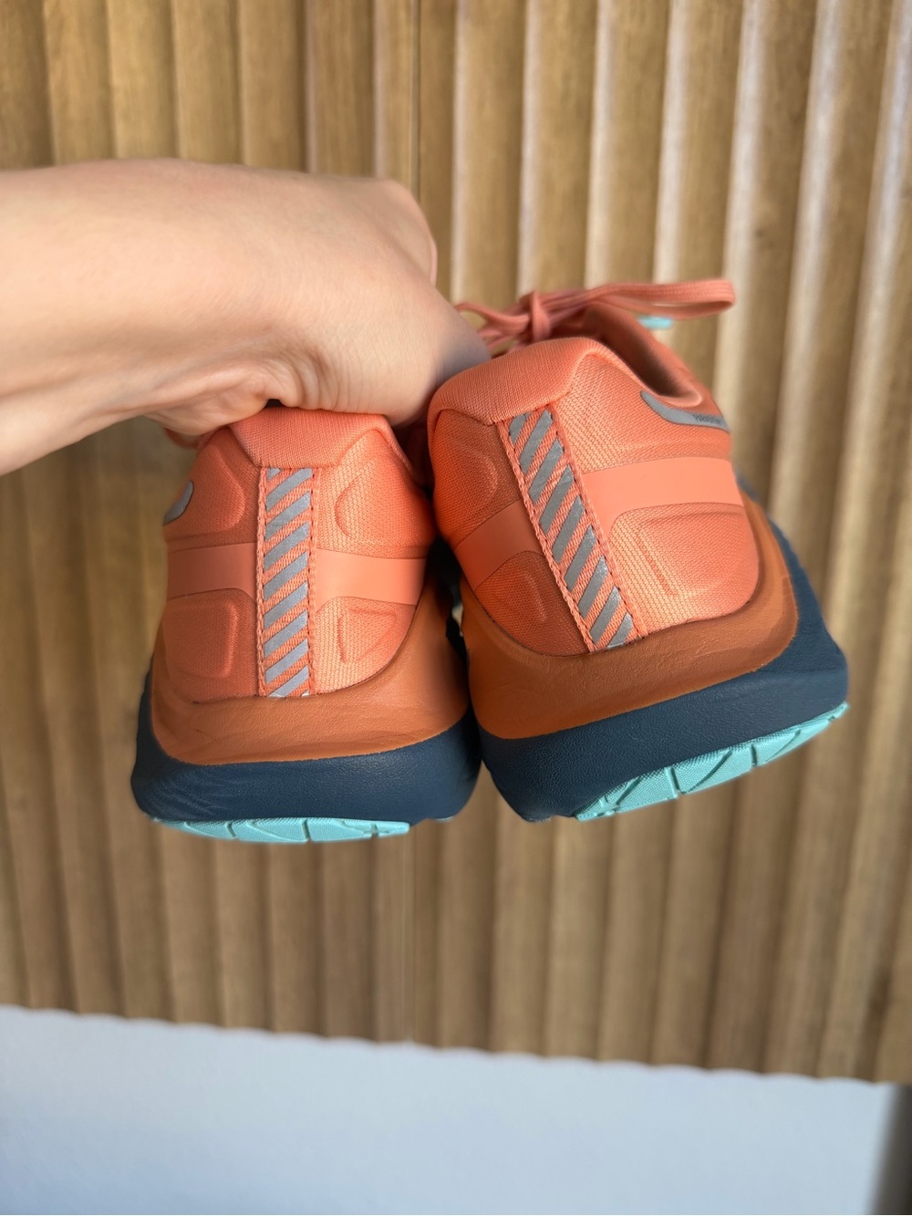ALTRA Paradigm 7 Road-Running Shoes - Women's - Picture 4 of 8